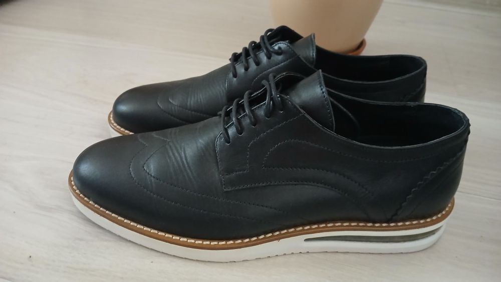 Продам  шкіряні туфлі Bianko