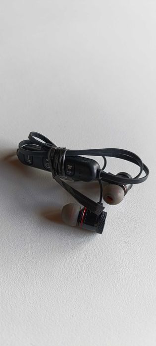 Słuchawki z pilotem Bluetooth + zielony kabel micro USB 1,5 m