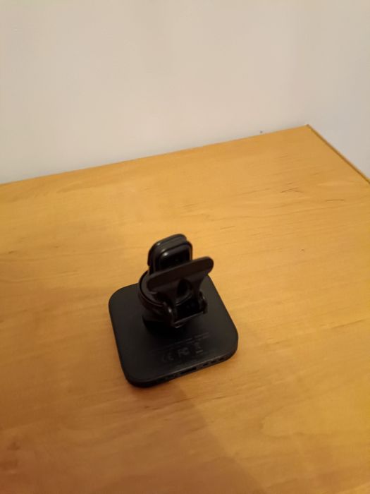 Uchwyt na telefon magnetyczny