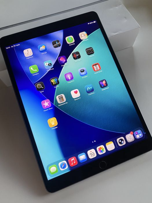 Apple iPad Air 10.5" (3 Gen) 64GB Wi-Fi A2152