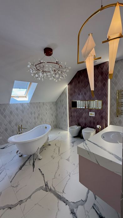 Продаж розкішного будинку с. Рованці