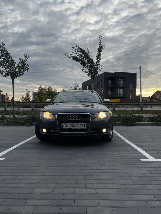Продам Audi a4b7 2.0