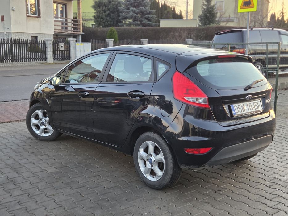 Ford Fiesta 1.4 benzyna klimatyzacja alufelgi bdb stan