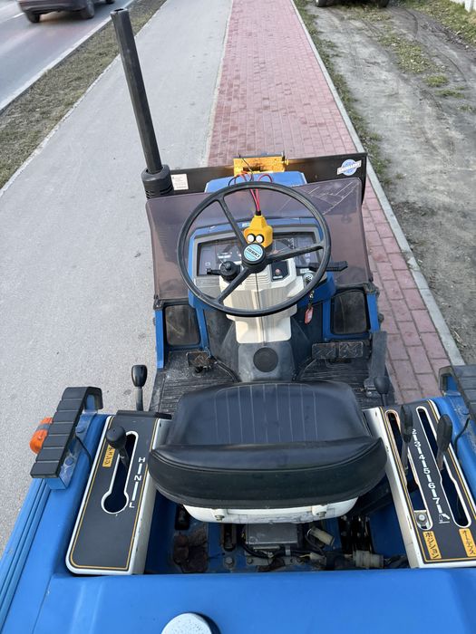 Traktorek japoński iseki landhope 170 4x4 plug do śniegu