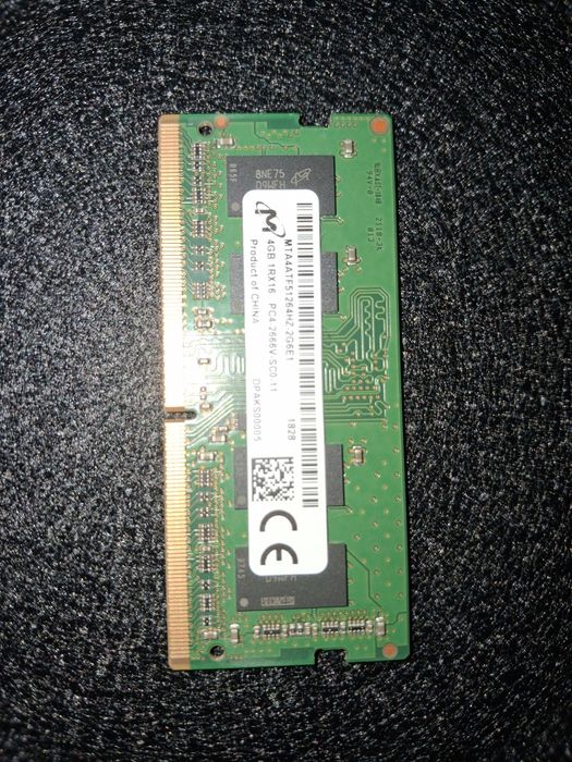 Модуль пам'яті Micron SODIMM 4GB DDR4-2400 для ноутбука