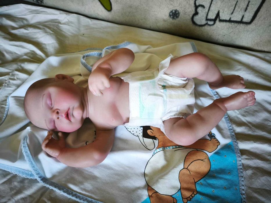 Boneco Menino muito bonito