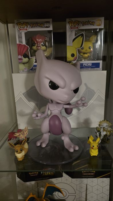 Figuras e Pins Pokemon