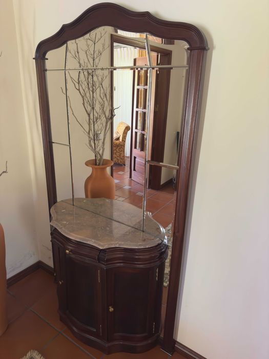 Móvel de hall de entrada com base em mármore e espelho (em mogno)