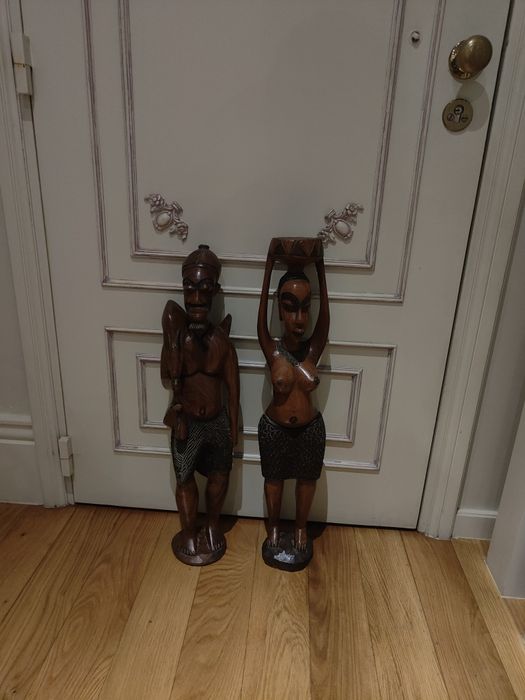 Estátuas Como novas