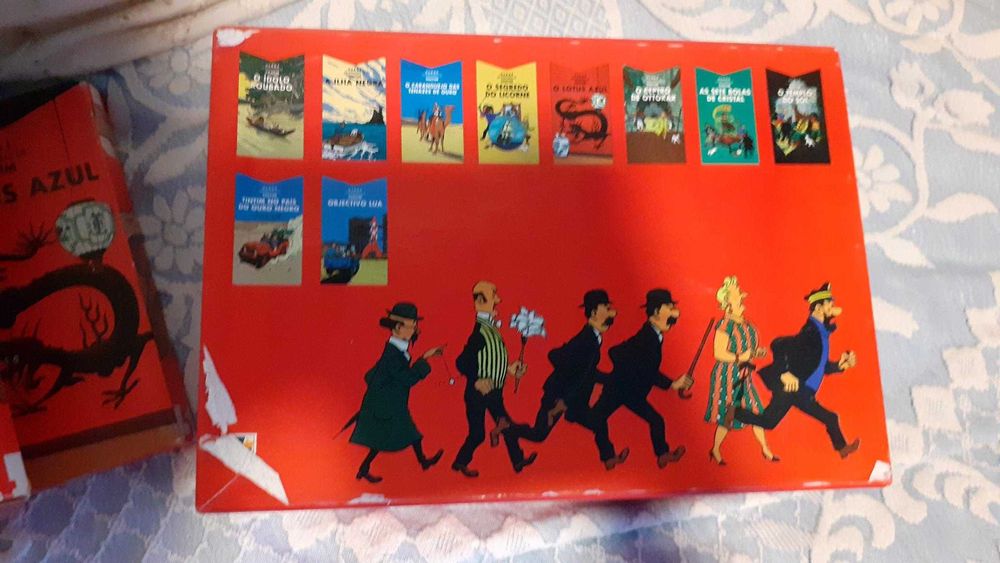 Vários dvds e cassetes vhs (34 filmes clássicos)