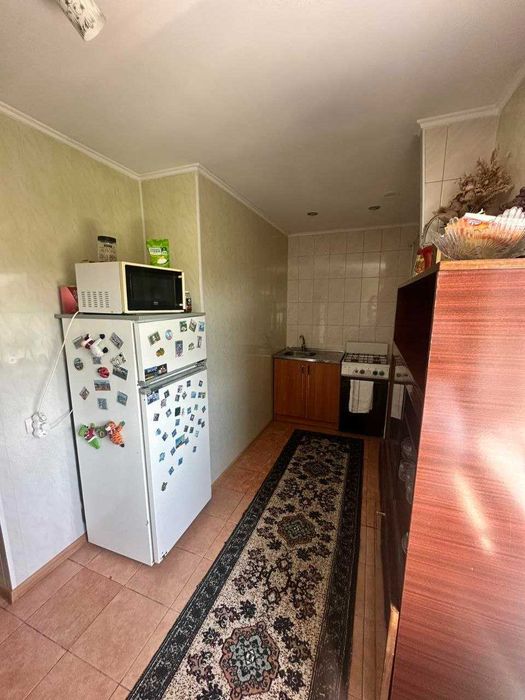 Продам доглянутий будинок по київській трасі