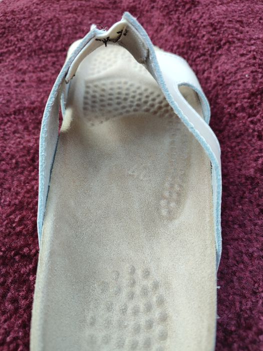 Шльопанці ортопедичні  шкіряні