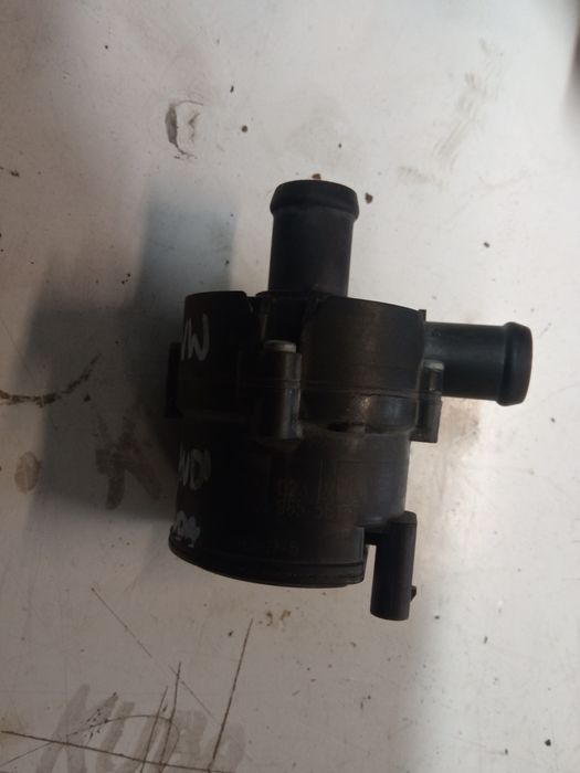 Dodatkowa pompa wody VW Audi Skoda