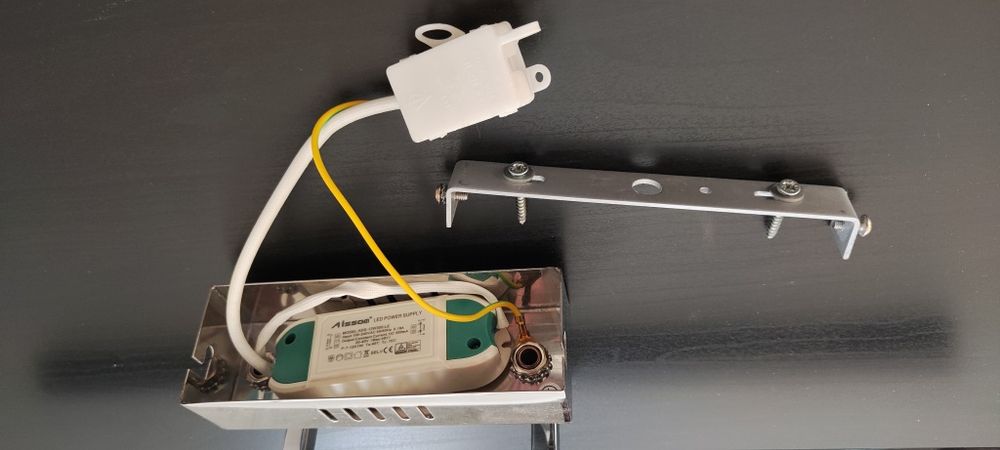 Lampa łazienkowa LED