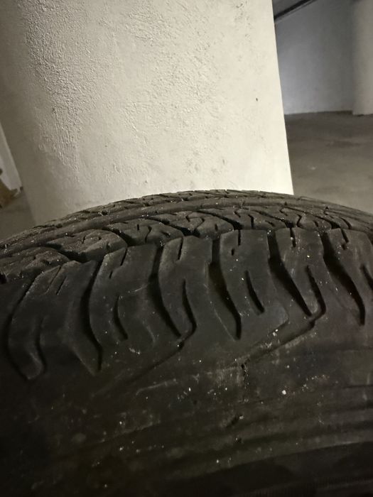 Pneus 245/65 r17 DUNLOP