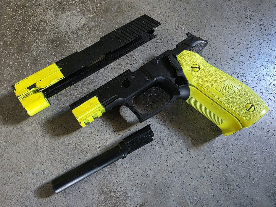 Corpo completo P226 Tokyo Marui em plastico