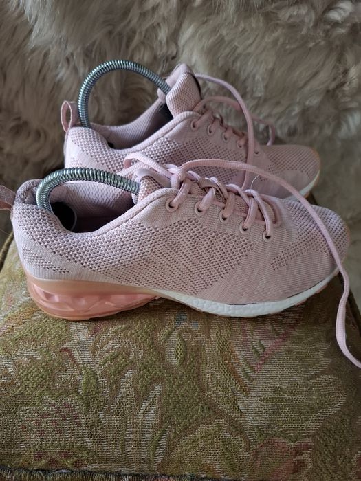 Buty damskie adidasy