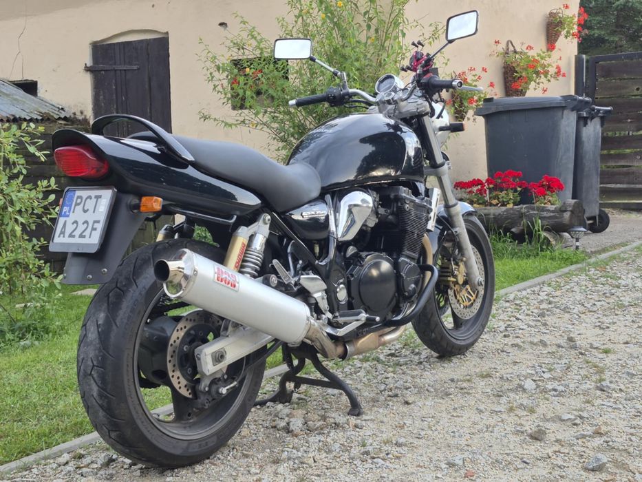 Suzuki inazuma 750