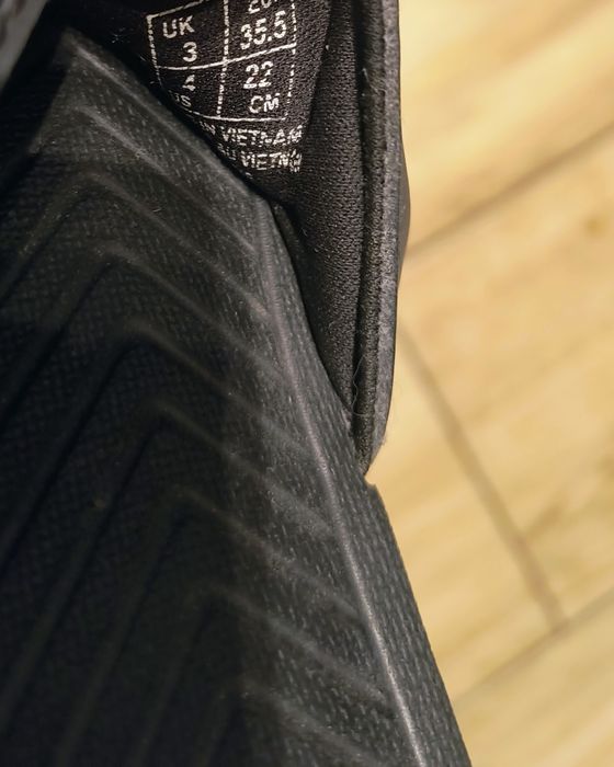 Klapki Puma, 35,5, na basen i nie tylko.