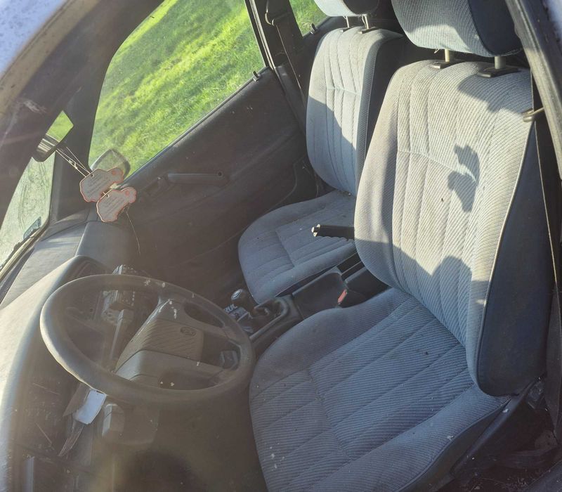 Passat b3 na części