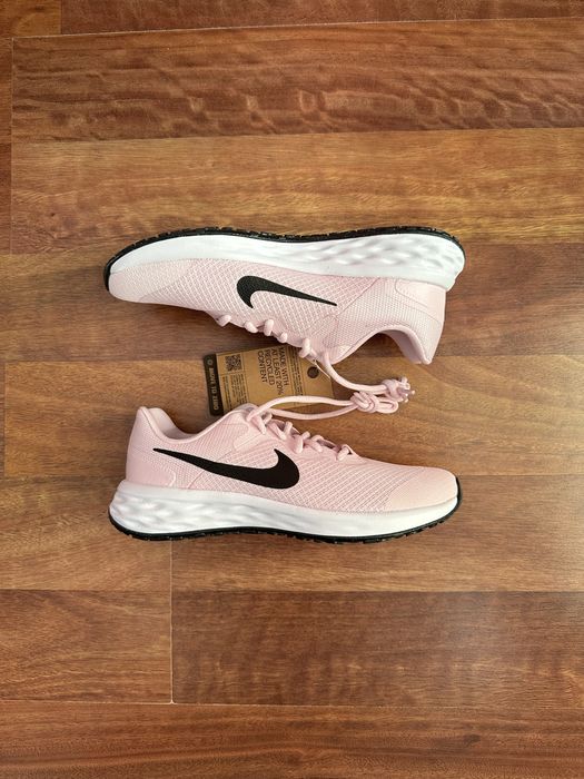 NIKE Revolution 6 NN Buty Tenisówki Obuwie Sportowe Trening 38 dł 24cm