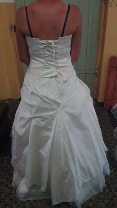 Suknia ślubna do odświeżenia