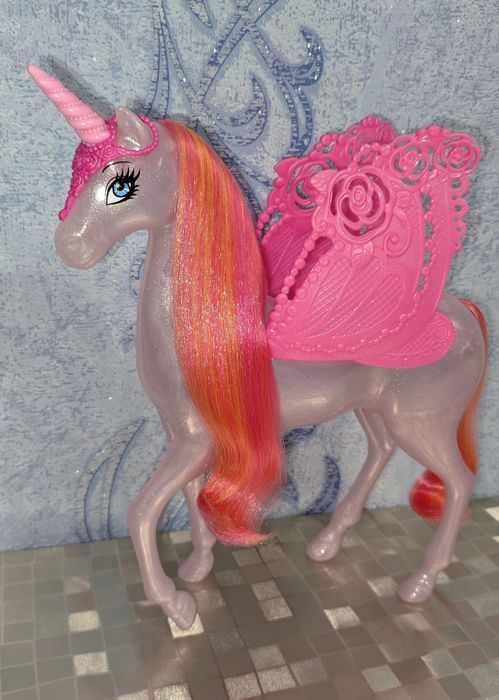 Єдиноріг (пегас, кінь, поні, алікорн) Barbie Mattel перламутровий