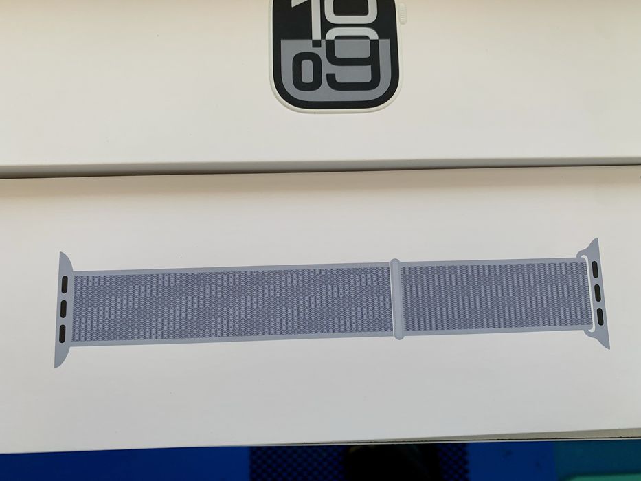 Оригінальні  Apple Watch Series 10 46  mm silver blue sport loop
