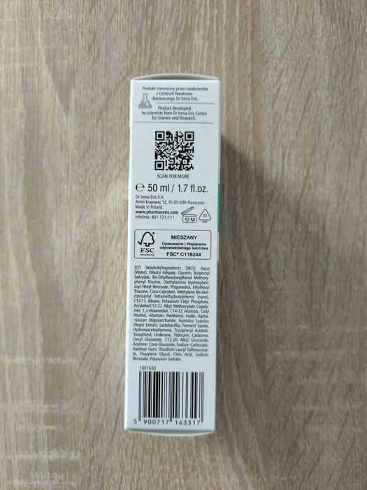 Lekki krem głęboko nawilżający SPF 30