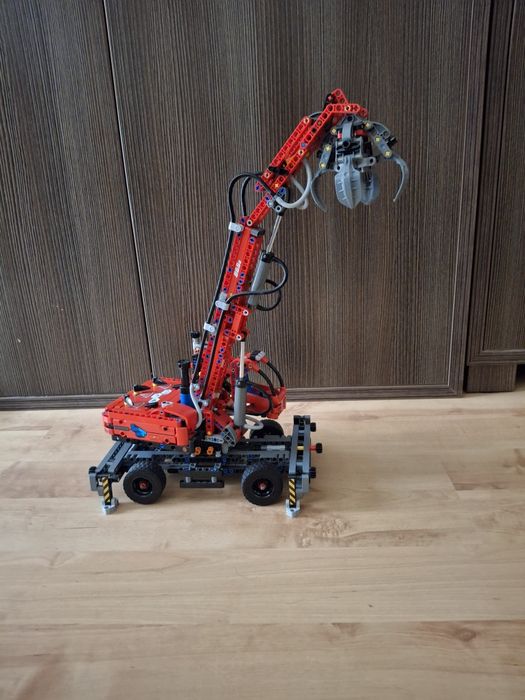 Lego Technic Dźwig z chwytakiem