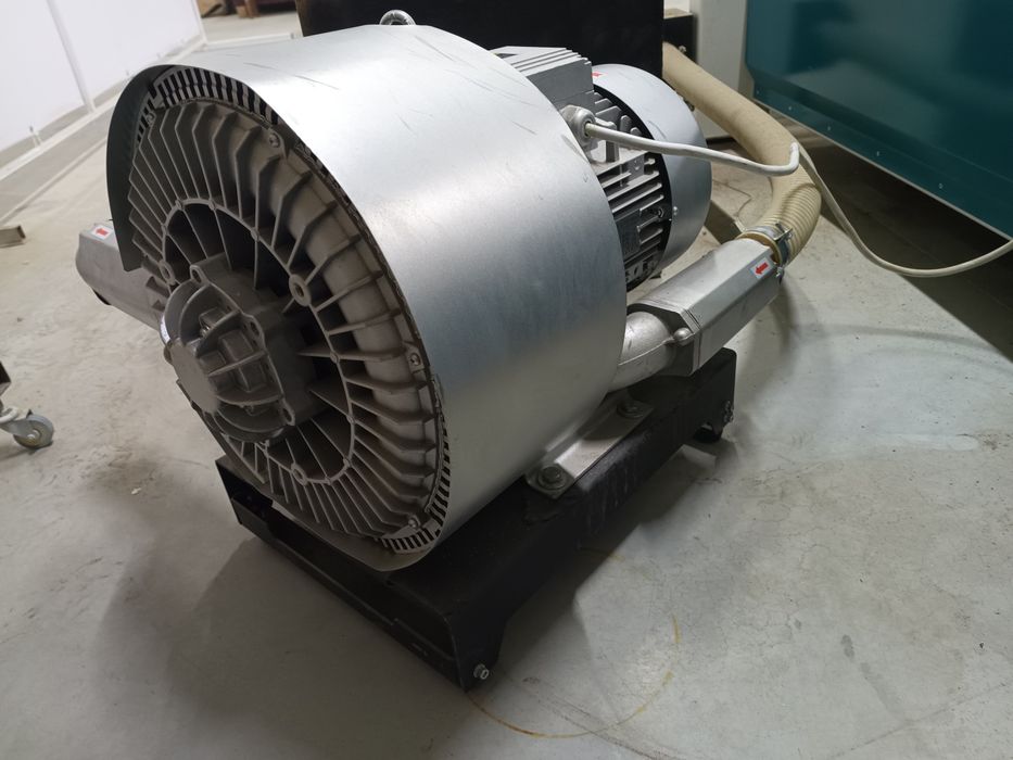 Вакуумний насос. Вихровий вакуумний насос