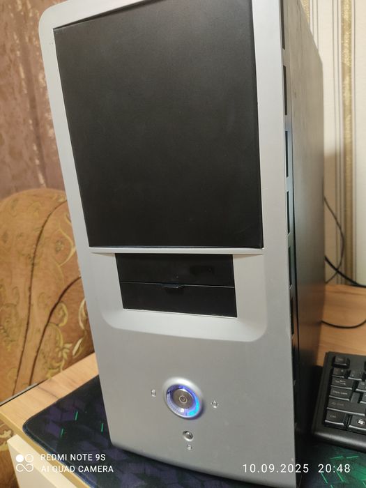 Персональний комп'ютер 4озу, 320hdd,RadeonR5 200 від,проц 2.5 2 ядра.