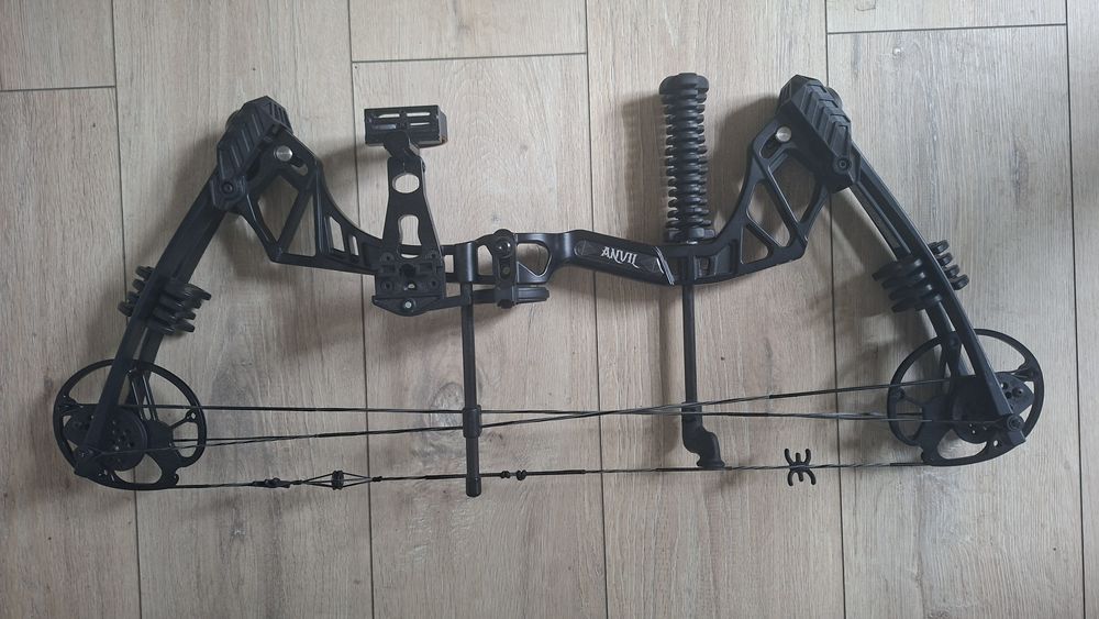 Łuk bloczkowy Poe Lang Anvil