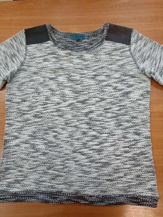 Sweterek Moodo rozmiar M