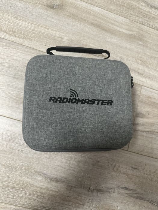 Новий Radiomaster TX15 MAX Gold