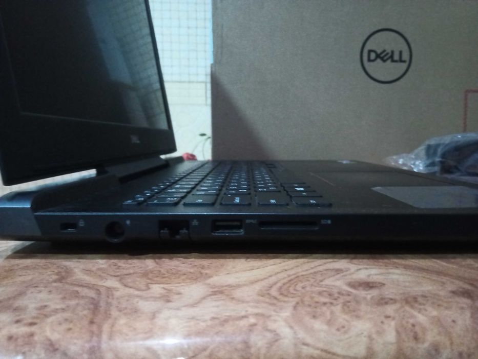 Ноутбук Dell G5 5587