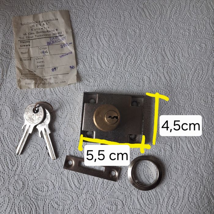 Zamek biurkowy 4,5 x 5,5 cm