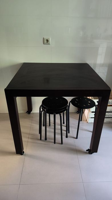 Mesa de jantar  preta