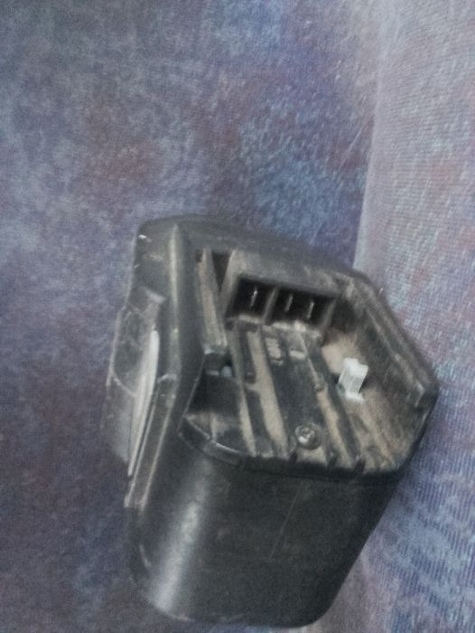 aparafusador sem fios a bateria , não tenho o carregador bateria.