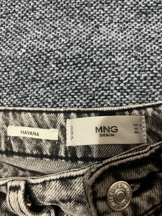 Продам шорты Mango,в хорошем состоянии)