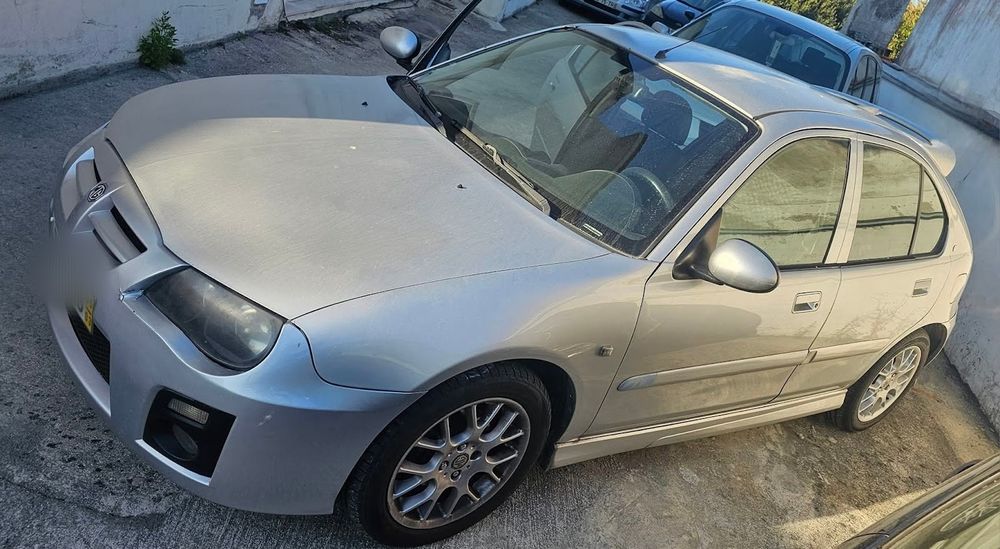 Vendo MG zr  bom estado geral