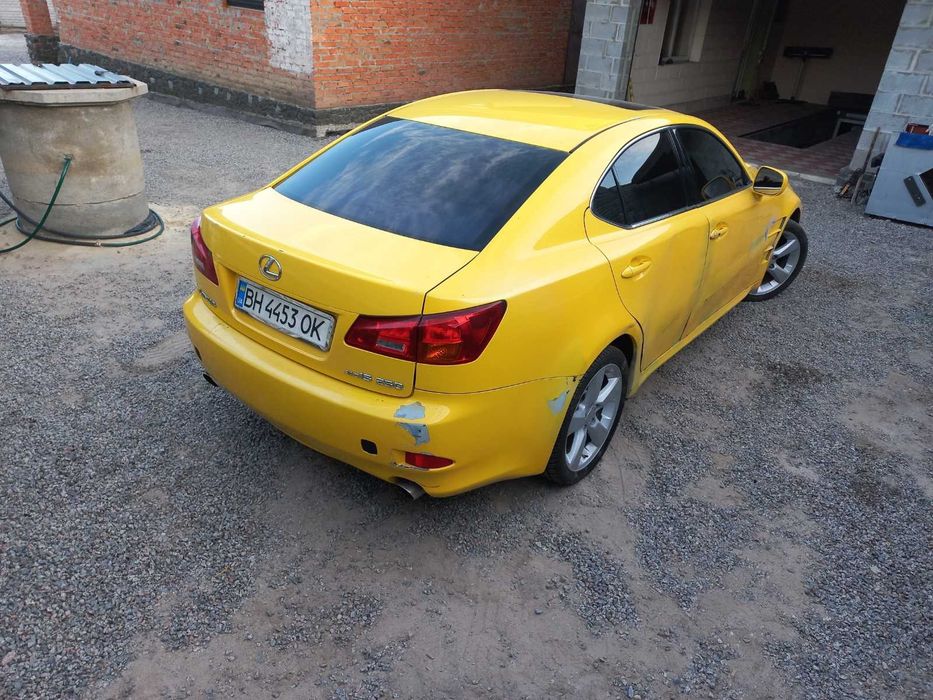 Lexus is250 4x4 avtomat