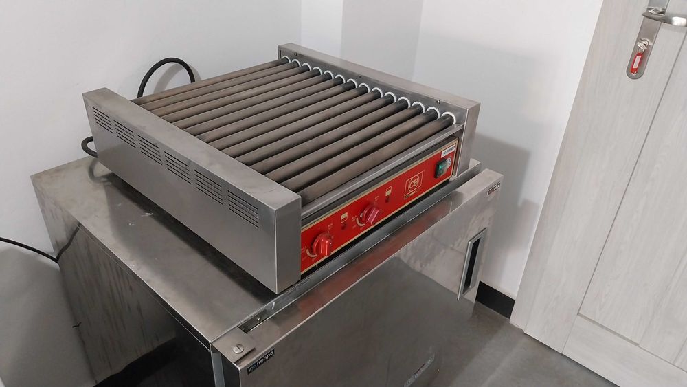 Opiekacz rolkowy do parówek hot dog 14-rolkowy