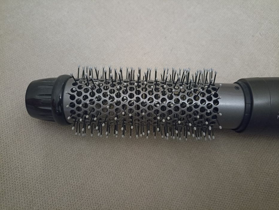Фен-щітка Babyliss Pro BAB2676TTE