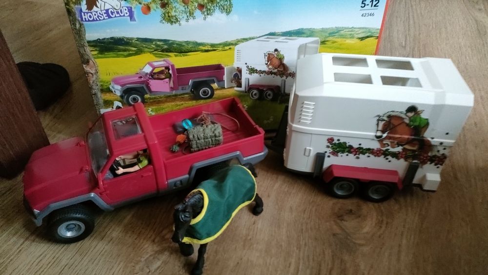 Pick Up z Przyczepą dla Koni Schleich 42346

Numer zestawu: 42346