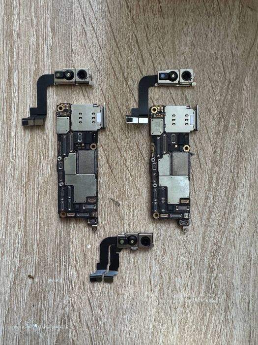 Продам 2 платы и камеры 15 pro max