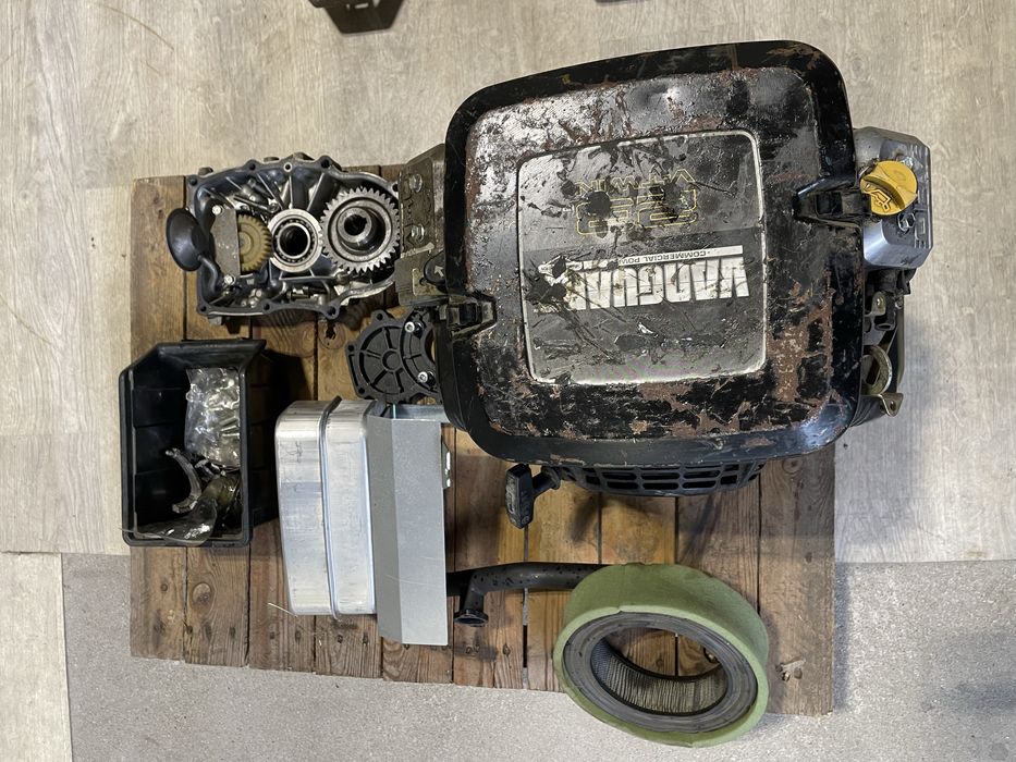 Vanguard 23HP V-Twin