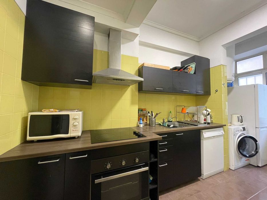 Quarto individual na Quinta da Conchas (Lumiar) com despesas incluídas