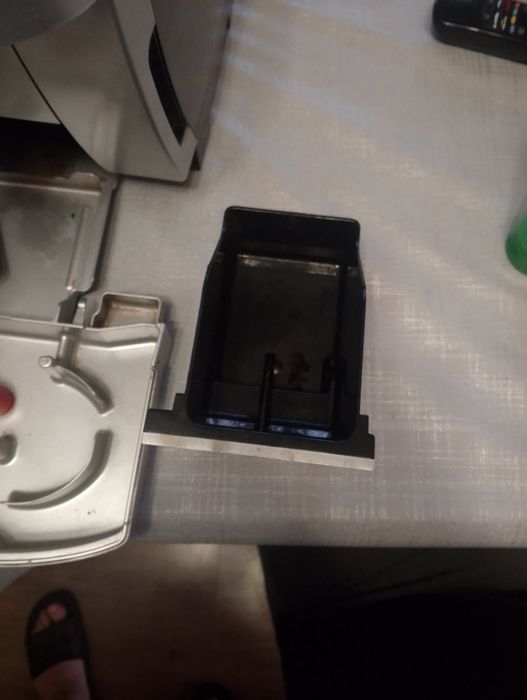 Ekspres ciśnieniowy DeLonghi