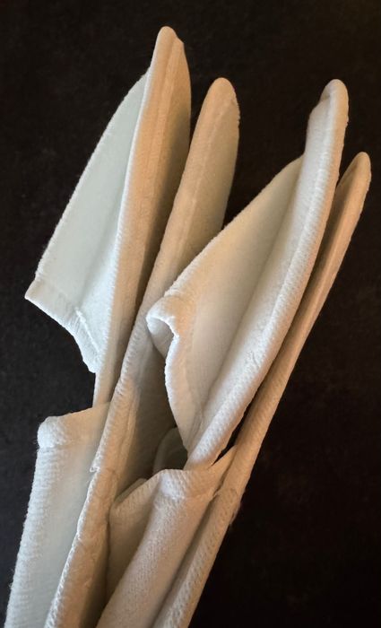 Kapcie 2 pary zakryte białe nowe 43-45